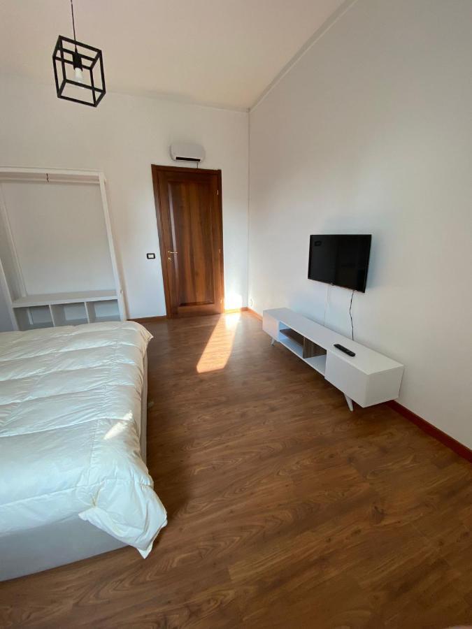 Hlux Oi Affiₜₜacaₘere Hotel Piacenza Exterior photo